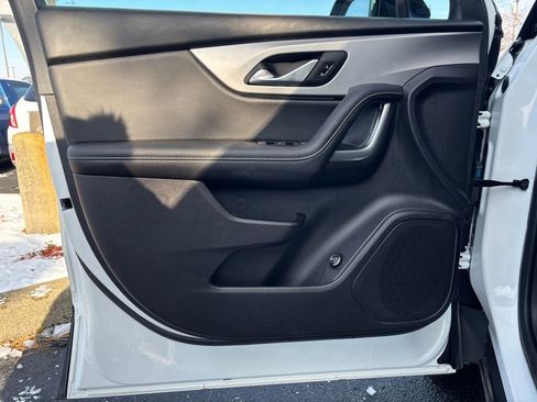 Used 2024 Chevrolet Blazer LT w/ Convenience Package image 10