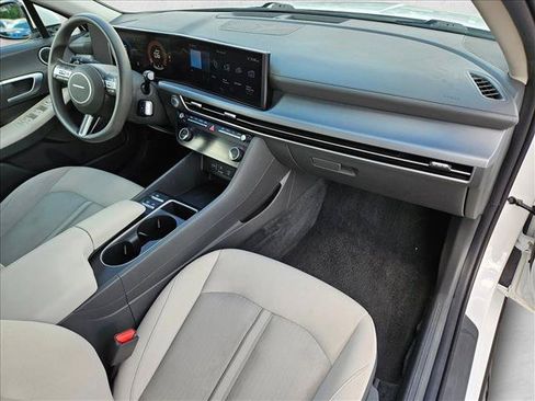 Used 2025 Hyundai Sonata SEL FWD image 20