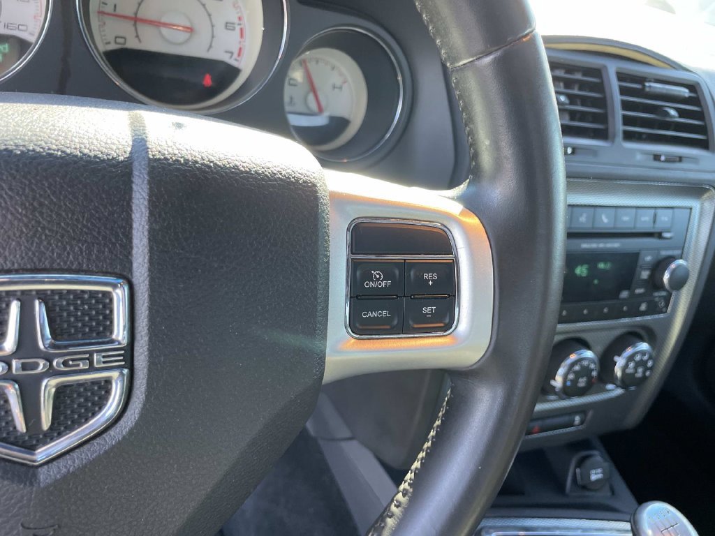Used 2013 Dodge Challenger R/T RWD image 38