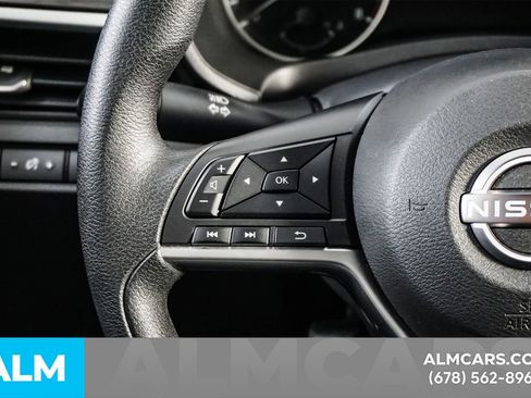 Used 2025 Nissan Altima 2.5 SV image 25