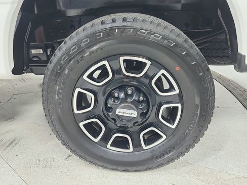 Used 2026 Ford F250 Platinum AWD/4WD image 52