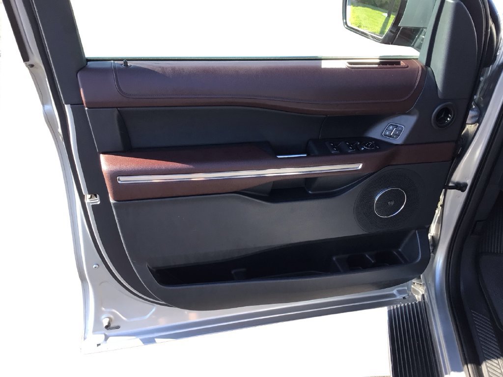Used 2022 Ford Expedition Max Limited AWD/4WD image 20