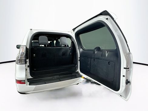 Used 2020 Lexus GX 460 Premium image 31