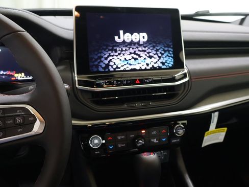 New 2026 Jeep Compass Trailhawk AWD/4WD image 22