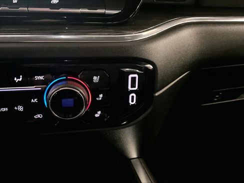 Used 2025 Chevrolet Silverado 2500 LTZ w/ LTZ Premium Package image 27