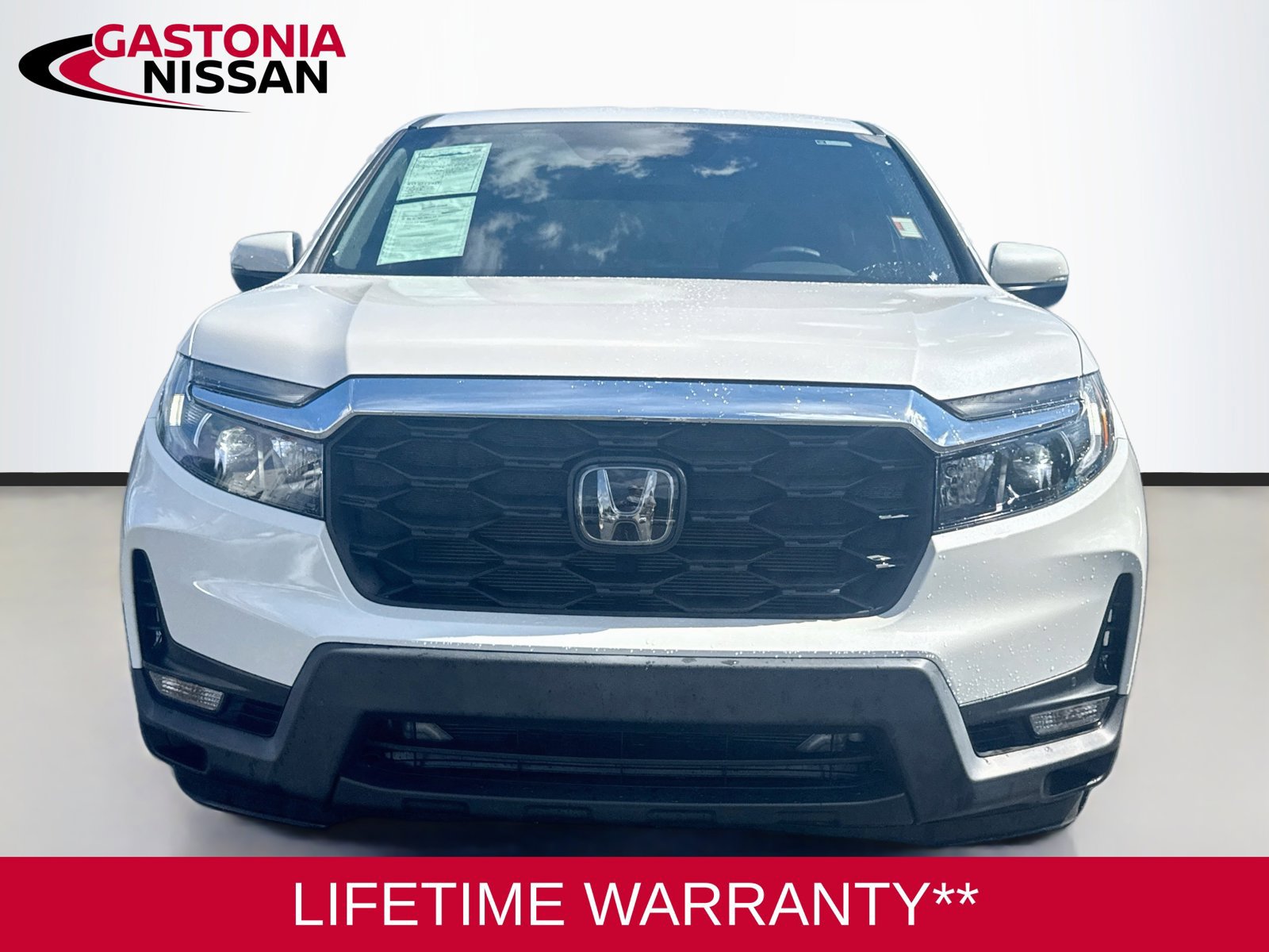 Used 2024 Honda Passport EX-L image 2