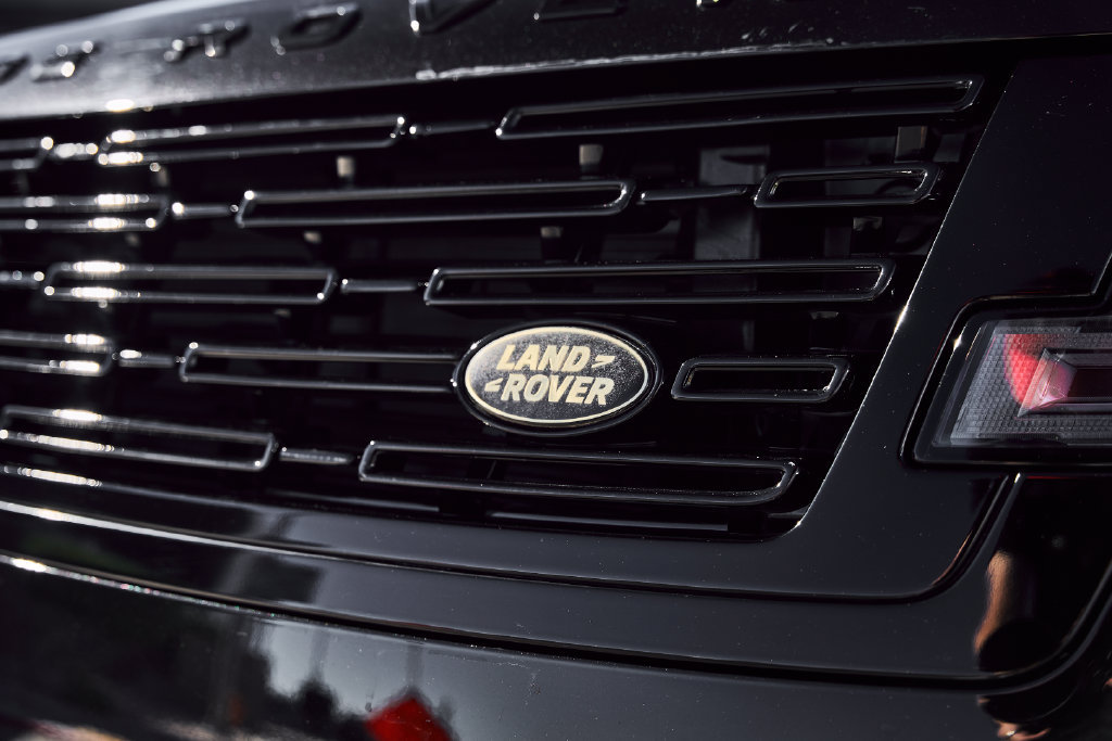 Used 2024 Land Rover Range Rover SE AWD/4WD image 6
