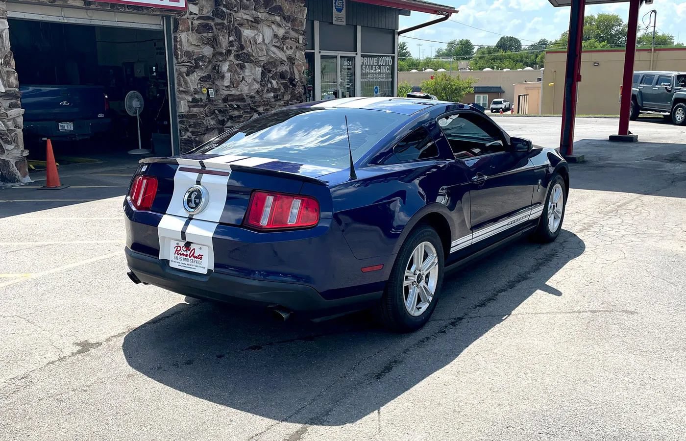 Used 2011 Ford Mustang Coupe w/ 101A Rapid Spec Order Code RWD image 7