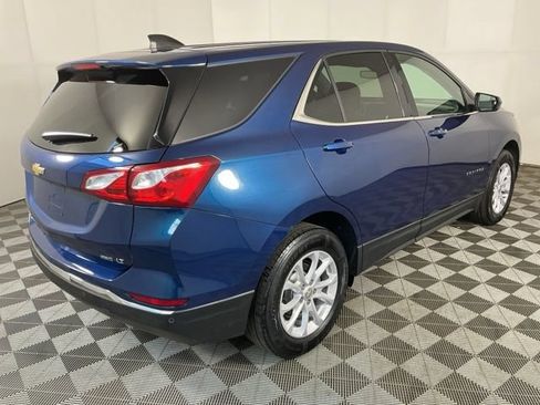 Used 2020 Chevrolet Equinox LT w/ Driver Convenience Package AWD/4WD image 16