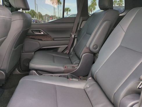 Used 2024 Lexus GX 550 w/ Cold Area Package AWD/4WD image 14