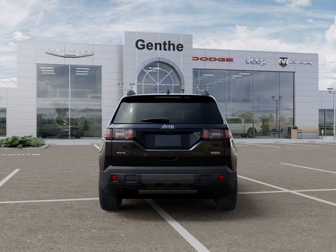 New 2026 Jeep Cherokee Overland image 7