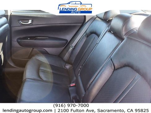 Used 2018 Kia Optima EX w/ Premium Package FWD image 17