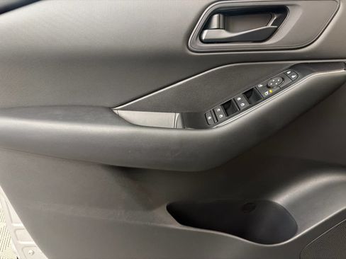 Certified 2025 Nissan Rogue S FWD image 22