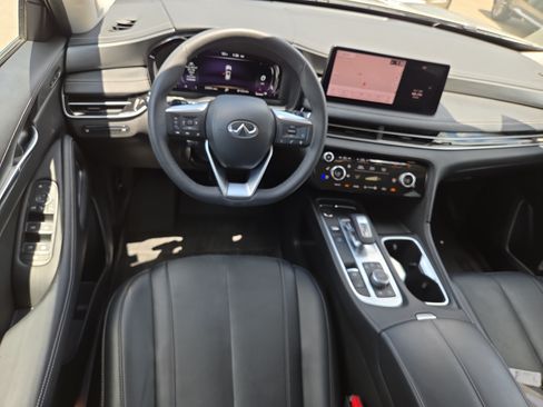 Used 2023 INFINITI QX60 Luxe w/ Performance Audio Package FWD image 8