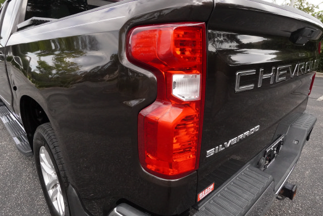 Used 2019 Chevrolet Silverado 1500 LT w/ All-Star Edition RWD image 36