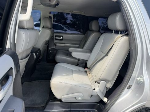 Used 2015 Toyota Sequoia Limited RWD image 7