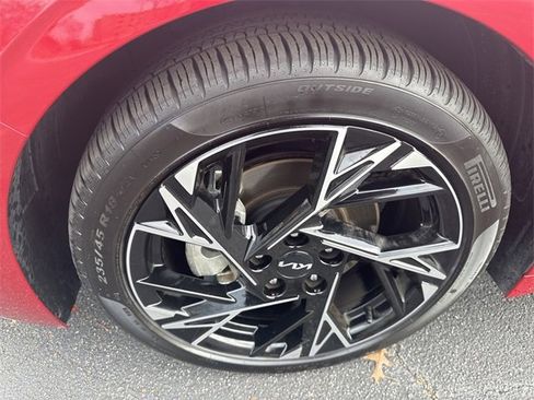 Certified 2025 Kia K5 GT-Line image 32