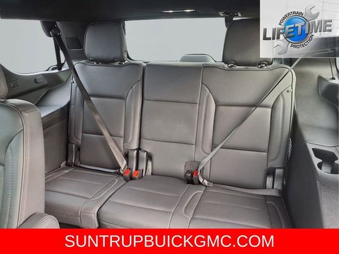 Used 2025 GMC Yukon Denali image 33