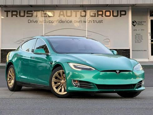 Used 2016 Tesla Model S 75D AWD/4WD image 2