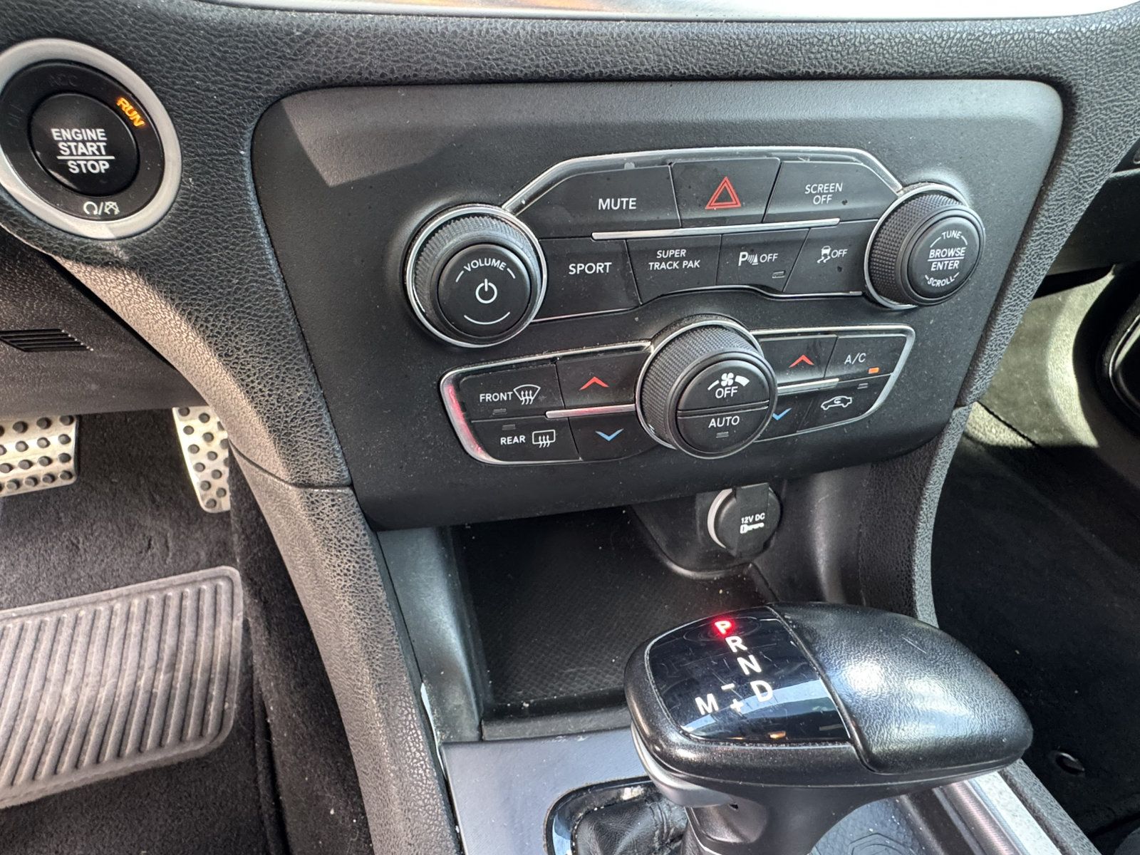 Used 2020 Dodge Charger GT w/ Blacktop Package RWD image 29