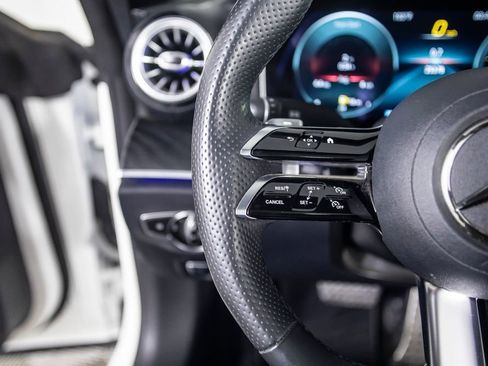 Used 2022 Mercedes-Benz E 450 Coupe image 35