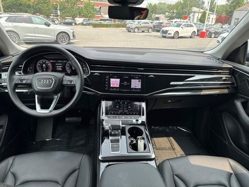 Used 2023 Audi Q8 Premium Plus AWD/4WD image 33
