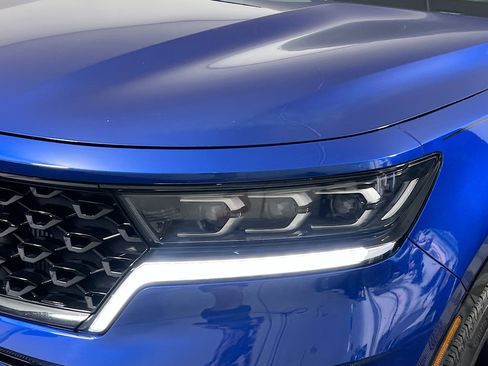 Used 2022 Kia Sorento SX image 11