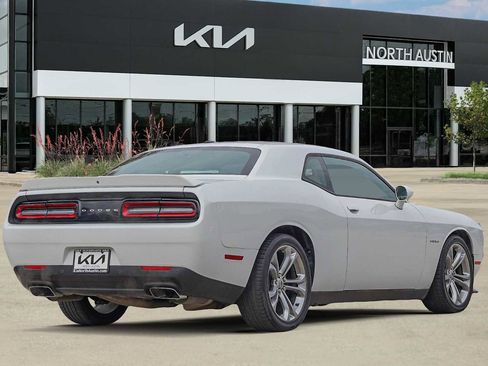 Used 2020 Dodge Challenger R/T image 6