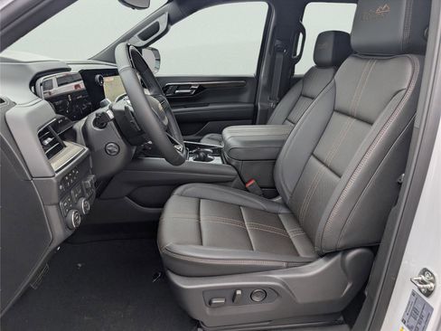 New 2026 Chevrolet Tahoe High Country image 12