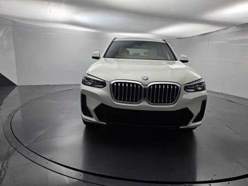 Used 2023 BMW X3 sDrive30i w/ M Sport Package RWD image 2