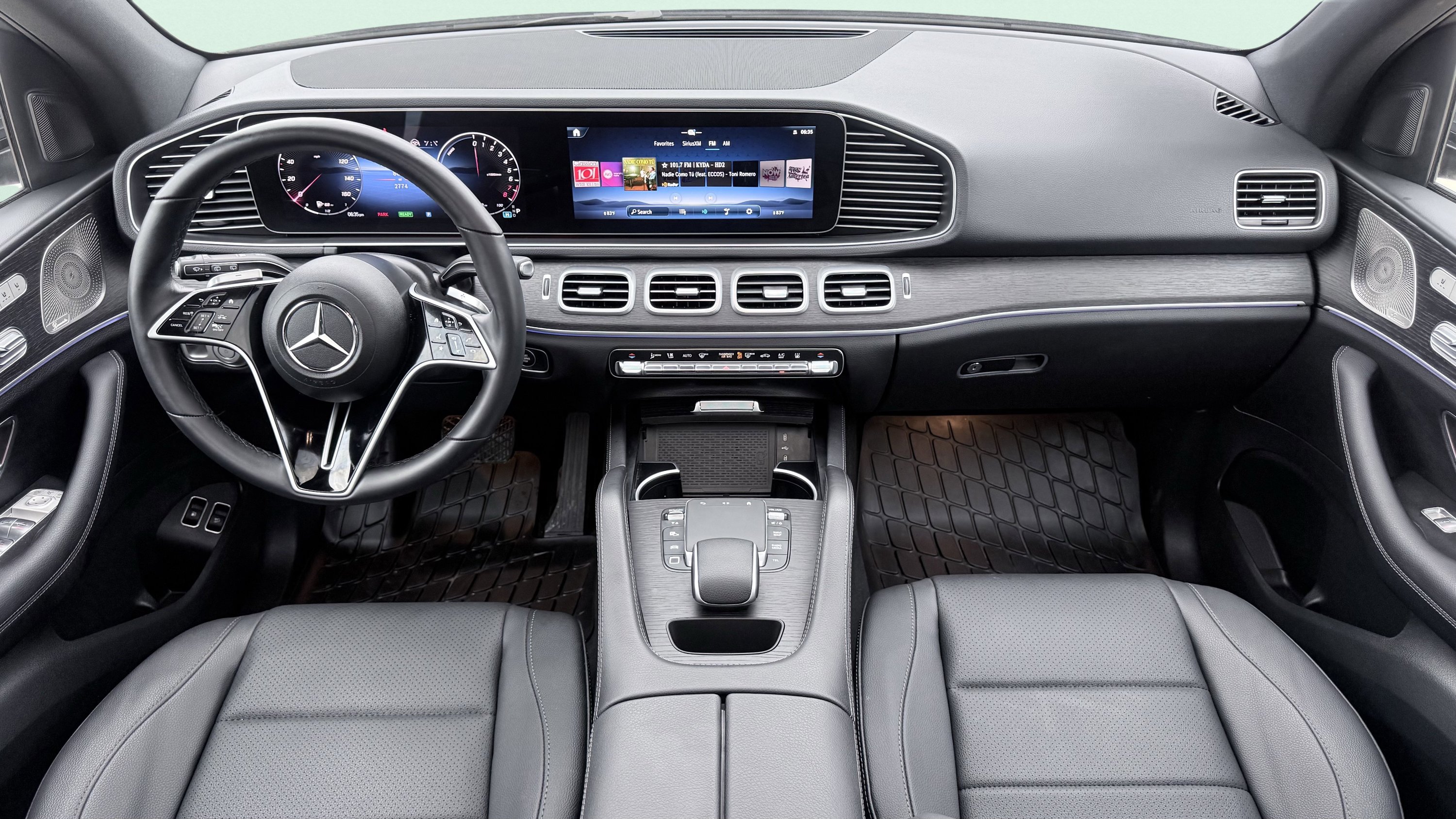 Used 2025 Mercedes-Benz GLE 450e 4MATIC image 52