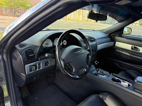 Used 2003 Ford Thunderbird RWD image 12
