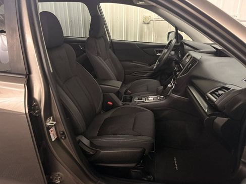 Used 2020 Subaru Forester Premium AWD/4WD image 25