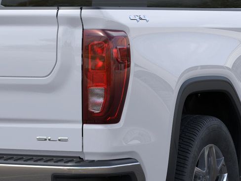New 2026 GMC Sierra 1500 SLE w/ Preferred Package AWD/4WD image 11