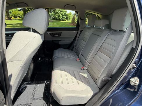 Used 2017 Honda CR-V LX image 11