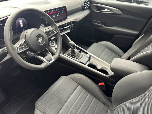 Used 2024 Dodge Hornet GT image 4