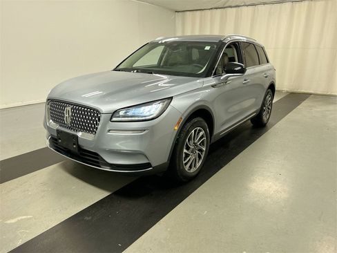 Used 2022 Lincoln Corsair AWD w/ Equipment Group 101A image 5