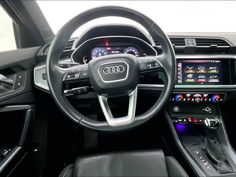 Used 2021 Audi Q3 2.0T Premium Plus w/ Premium Plus Package image 7