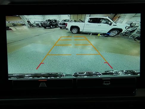 New 2026 GMC Sierra 1500 Elevation image 33