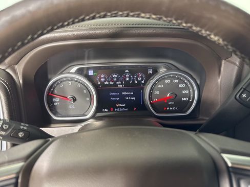 Used 2019 Chevrolet Silverado 1500 LTZ w/ LTZ Premium Package image 27