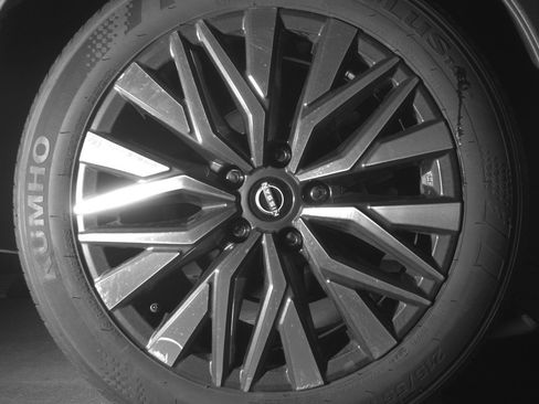 Used 2025 Nissan Altima 2.5 SV image 15