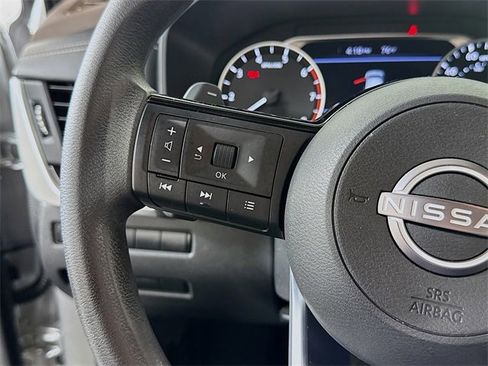 Certified 2023 Nissan Rogue SV image 13