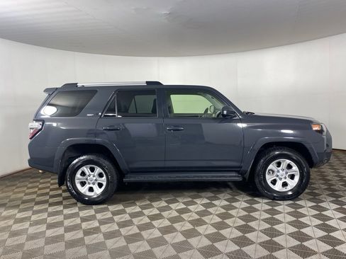 Used 2024 Toyota 4Runner SR5 image 10