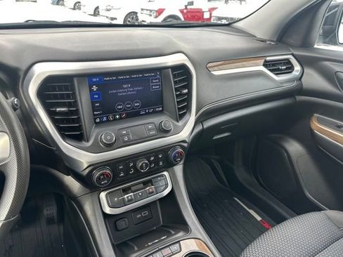 Used 2022 GMC Acadia SLE w/ Driver Convenience Package image 50