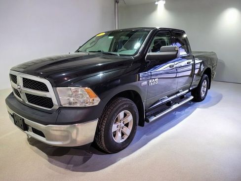 Used 2018 RAM 1500 ST w/ SXT Appearance Group image 11