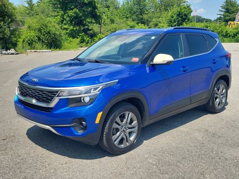 Used 2021 Kia Seltos S FWD image 1