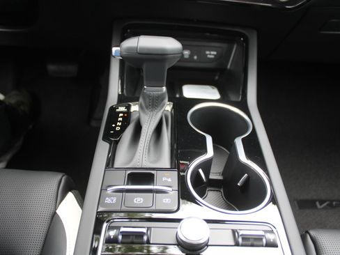 New 2026 Kia K5 GT-Line w/ GT-Line Premium Package FWD image 32