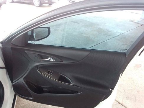 Used 2022 Chevrolet Malibu LT FWD image 20