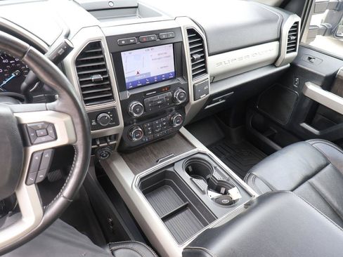 Used 2021 Ford F350 Lariat w/ Lariat Ultimate Package AWD/4WD image 39