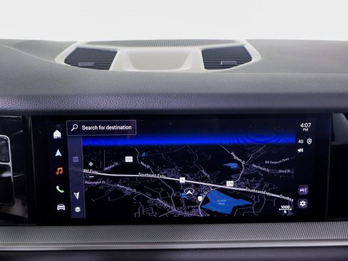 Used 2025 Porsche Cayenne image 12